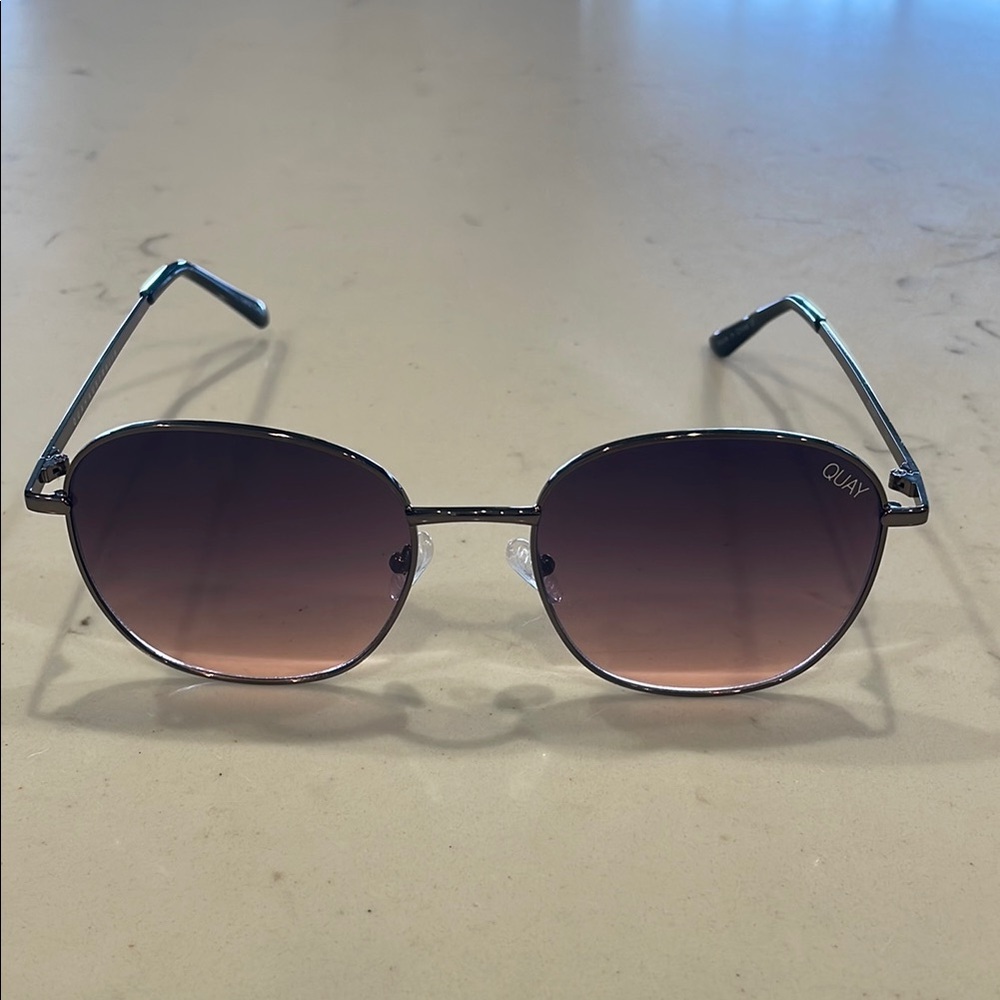 Quay Australia Jezabell Gradient Sunglasses